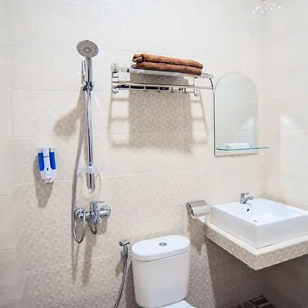 Appartement Ndalem Mataram à Banyuwangi  Chambre photo