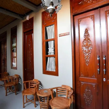 Appartement Ndalem Mataram à Banyuwangi  Chambre photo